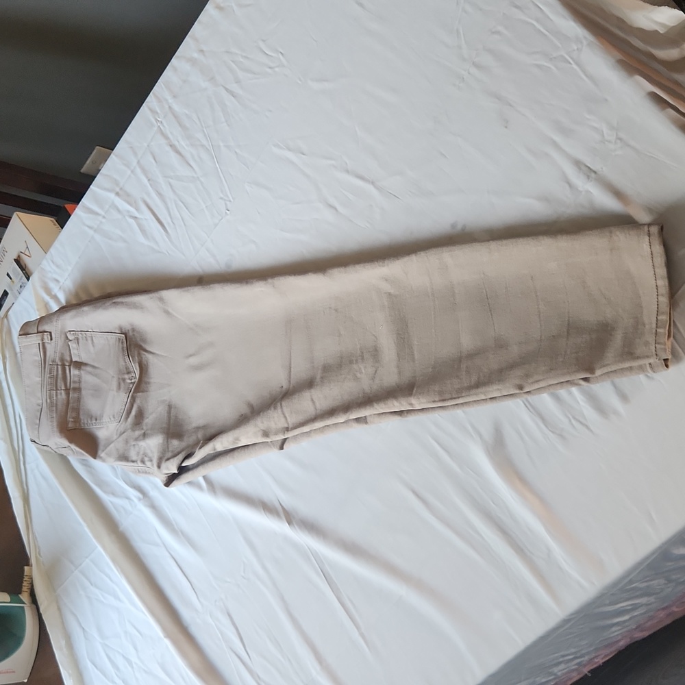 Tan jeans